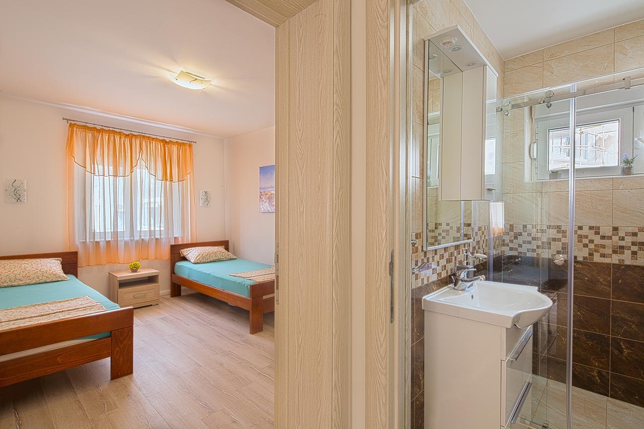 Apartman Aleksandra Budva Exteriör bild