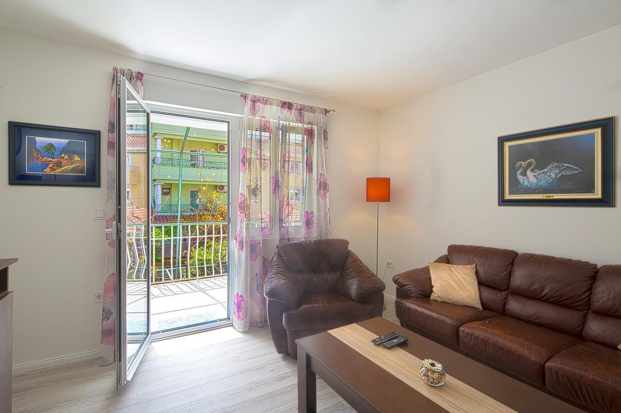 Apartman Aleksandra Budva Exteriör bild