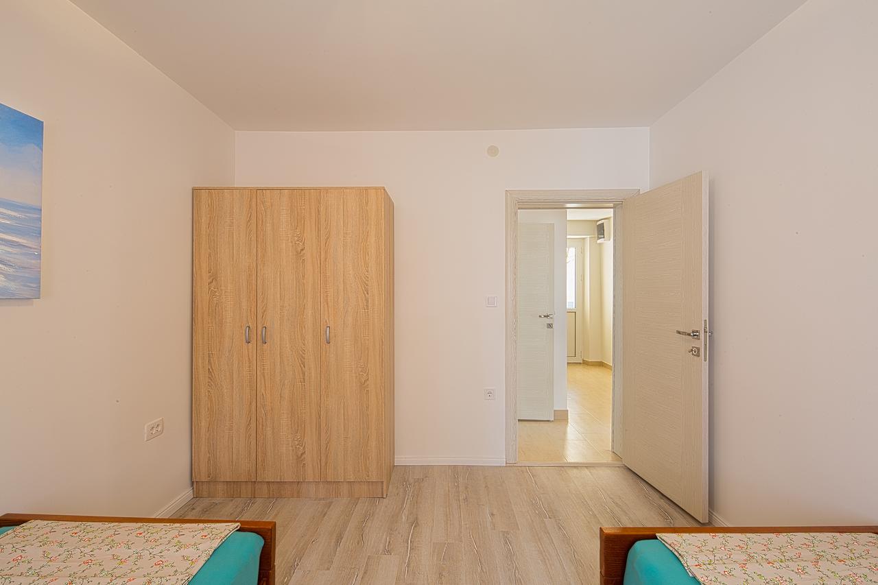 Apartman Aleksandra Budva Exteriör bild