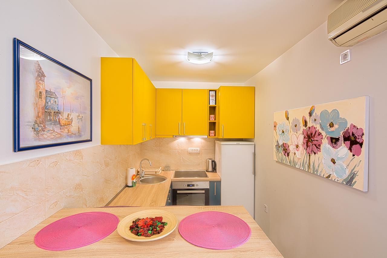 Apartman Aleksandra Budva Exteriör bild